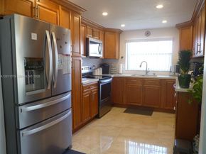 9241 Sunrise Lakes Blvd 201, Sunrise FL 33322