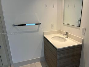 121 NE 34th St 1610, Miami FL 33137
