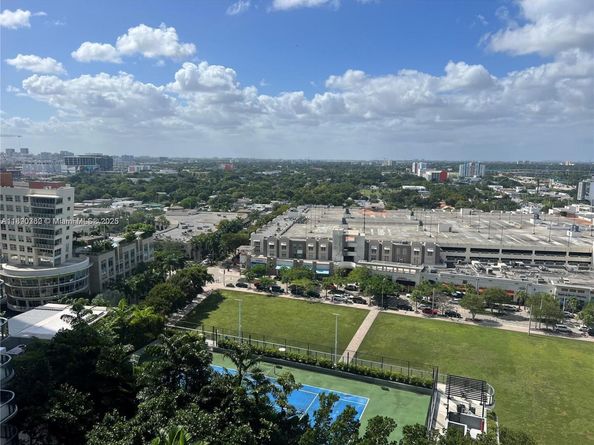 121 NE 34th St 1610, Miami FL 33137
