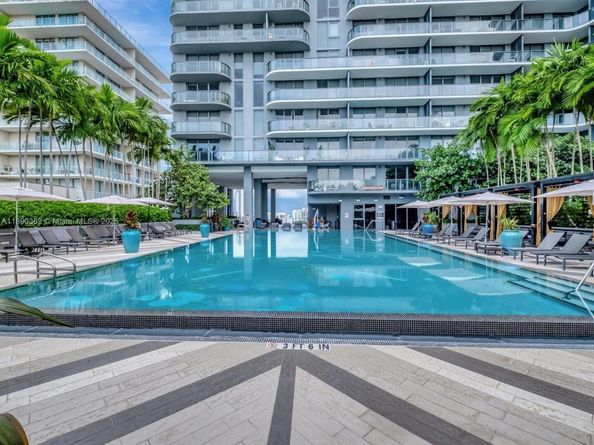 121 NE 34th St 1610, Miami FL 33137