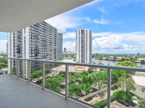 20281 E Country Club Dr 604, Aventura FL 33180