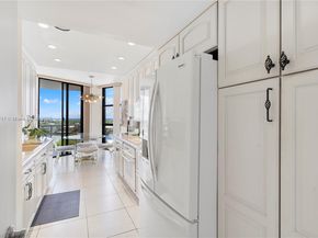 20281 E Country Club Dr 604, Aventura FL 33180