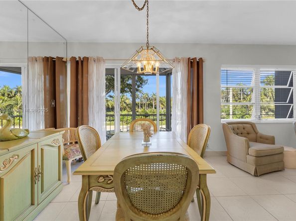 200 Diplomat Pkwy 229, Hallandale Beach FL 33009