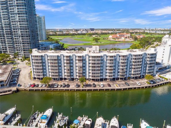 200 Diplomat Pkwy 229, Hallandale Beach FL 33009