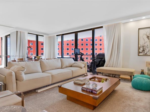 1581 Brickell Ave 506, Miami FL 33129