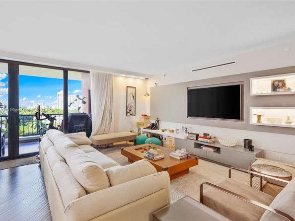 1581 Brickell Ave 506, Miami FL 33129