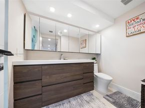 1581 Brickell Ave 506, Miami FL 33129