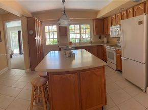 280 SW 63rd Ave, Plantation FL 33317