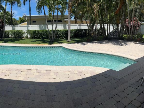 280 SW 63rd Ave, Plantation FL 33317