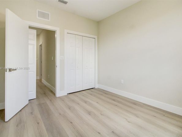 8144 NW 107th Path, Doral FL 33178