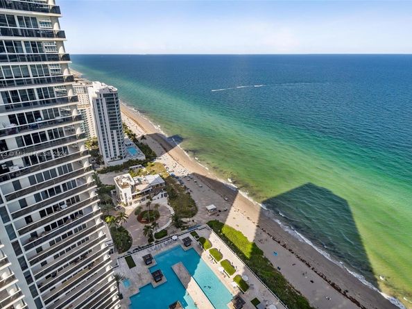 1830 S Ocean Dr 3809, Hallandale Beach FL 33009