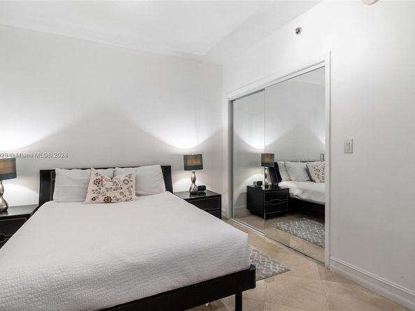 1830 S Ocean Dr 3809, Hallandale Beach FL 33009