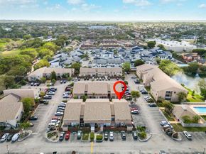 8440 SW 154th Cir Ct 301, Miami FL 33193