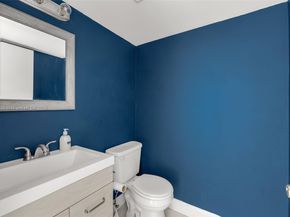 8440 SW 154th Cir Ct 301, Miami FL 33193