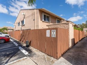 8440 SW 154th Cir Ct 301, Miami FL 33193