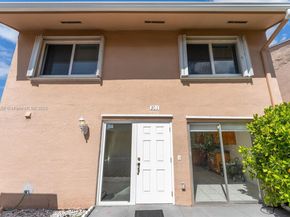 8440 SW 154th Cir Ct 301, Miami FL 33193