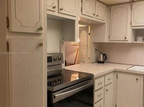 1825 S Ocean Dr 707, Hallandale Beach FL 33009