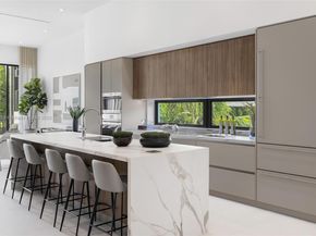 94 SW 28th Rd 3, Miami FL 33129