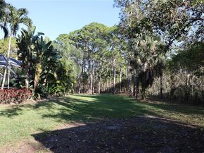 7802 N 155th Pl N, Palm Beach Gardens FL 33418