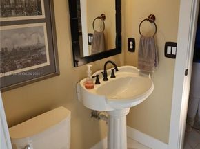 7802 N 155th Pl N, Palm Beach Gardens FL 33418