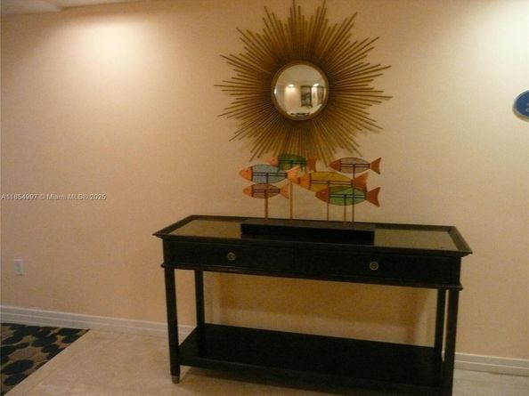 6917 Collins Ave 408, Miami Beach FL 33141