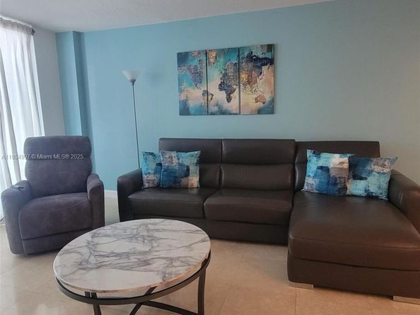 6917 Collins Ave 408, Miami Beach FL 33141