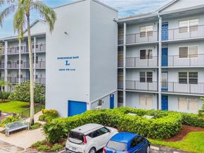 12600 SW 5th Ct 215L, Pembroke Pines FL 33027