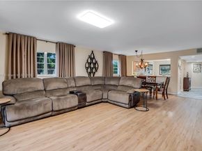12600 SW 5th Ct 215L, Pembroke Pines FL 33027