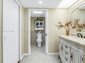 12600 SW 5th Ct 215L, Pembroke Pines FL 33027