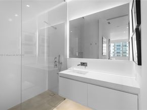 801 Brickell Key Blvd PH3306, Miami FL 33131