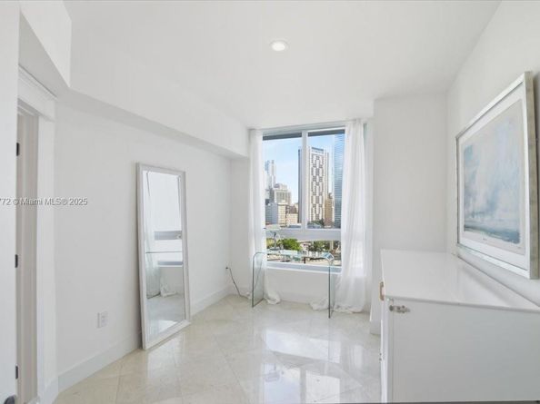 350 S Miami Ave 1205, Miami FL 33130