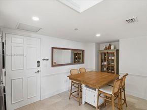 350 S Miami Ave 1205, Miami FL 33130