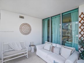 350 S Miami Ave 1205, Miami FL 33130