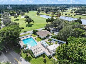 3300 W Rolling Hills Cir 510, Davie FL 33328