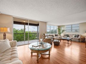 3300 W Rolling Hills Cir 510, Davie FL 33328
