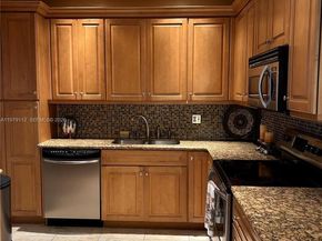 1500 S Ocean Dr PHJ, Hollywood FL 33019