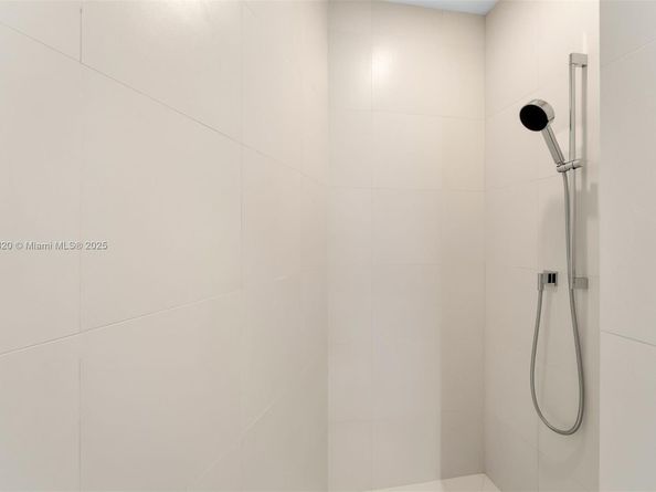 18555 Collins Ave 3205, Sunny Isles Beach FL 33160