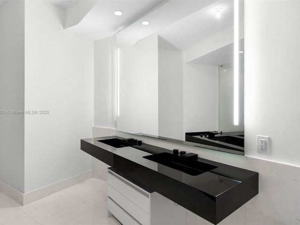 18555 Collins Ave 3205, Sunny Isles Beach FL 33160