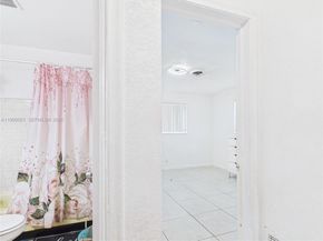 1713 SW 11th Ct, Fort Lauderdale FL 33312
