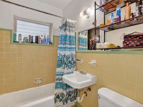 2110 NW 24th St, Miami FL 33142