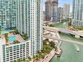 41 SE 5th St 2104, Miami FL 33131
