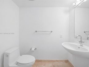 41 SE 5th St 2104, Miami FL 33131