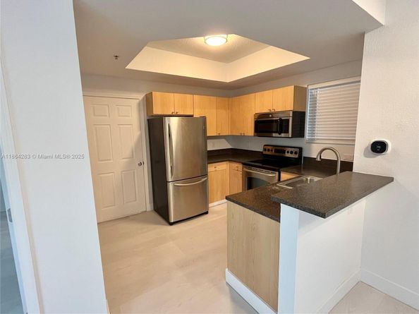 7516 NE 1st Ave 302, Miami FL 33138