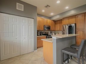 21119 NW 14th Pl 437, Miami Gardens FL 33169