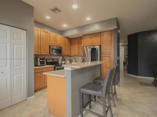 21119 NW 14th Pl 437, Miami Gardens FL 33169