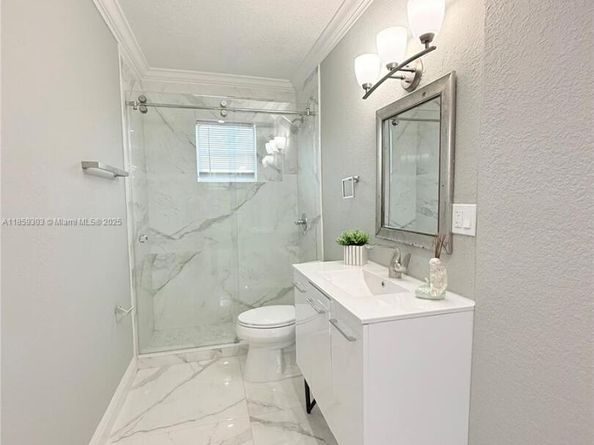 2339 NW 13th St, Fort Lauderdale FL 33311