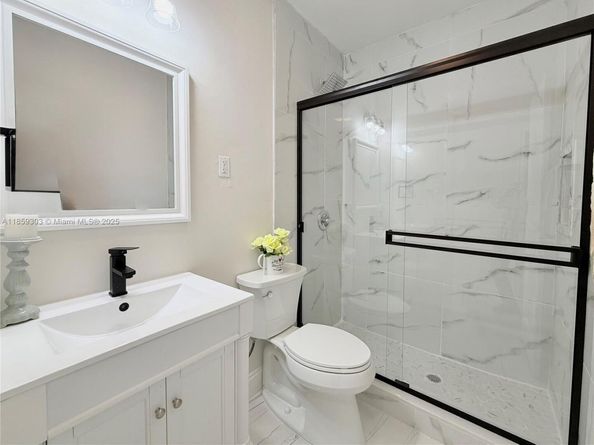 2339 NW 13th St, Fort Lauderdale FL 33311