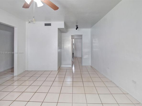 3451 SW 11th St 8A, Miami FL 33135