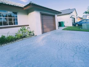 13391 NW 7th Ter, Miami FL 33182