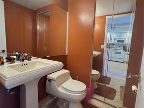 400 N Surf Rd RGB, Hollywood FL 33019